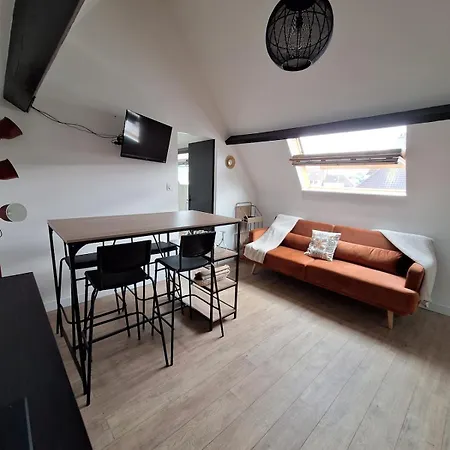 A 2 Pas De La ル・ポルテル